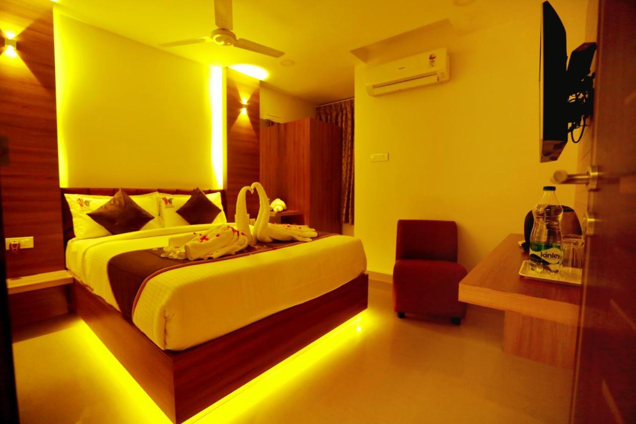Hotel Sai Krish Grand Chettippattu Buitenkant foto