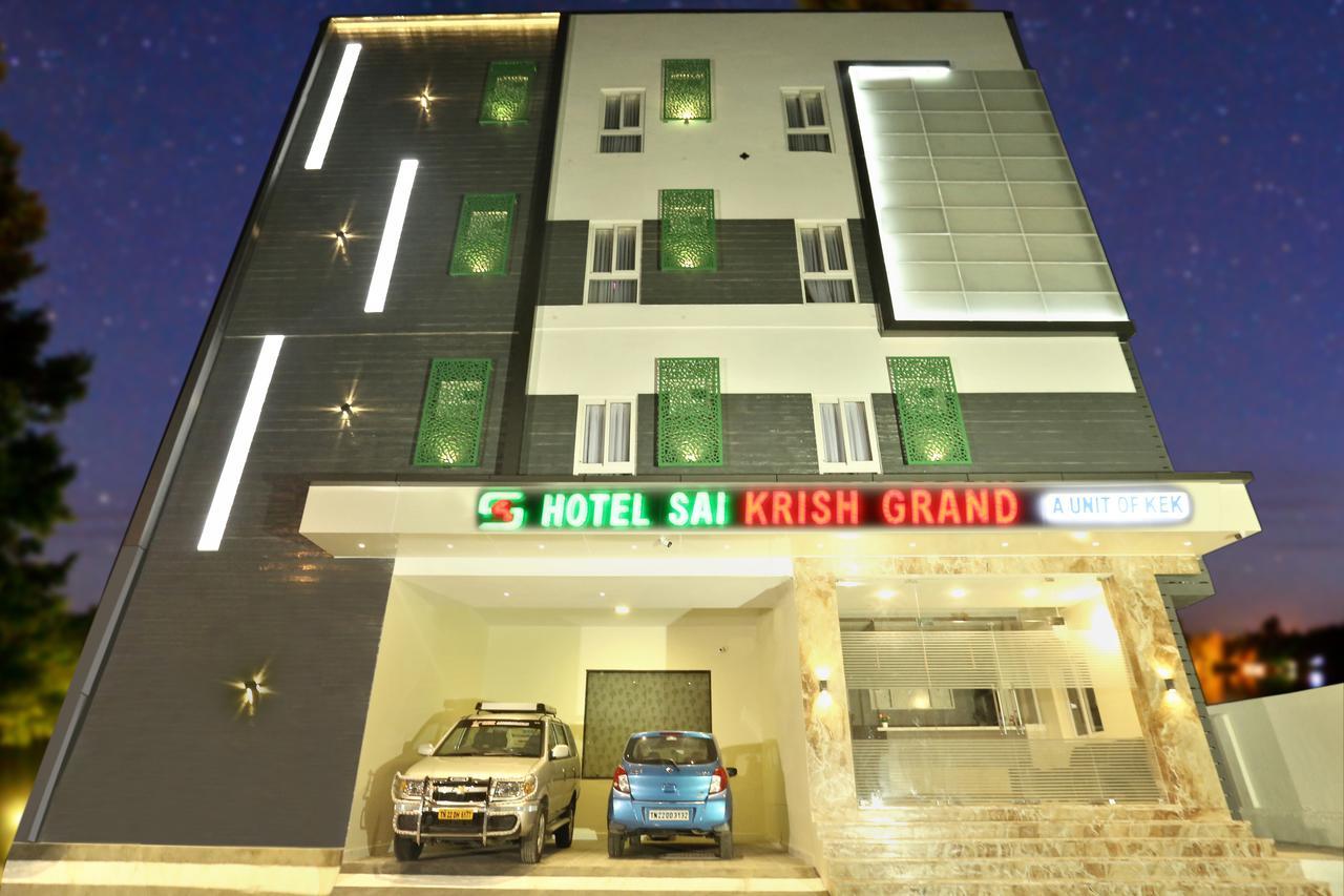 Hotel Sai Krish Grand Chettippattu Buitenkant foto