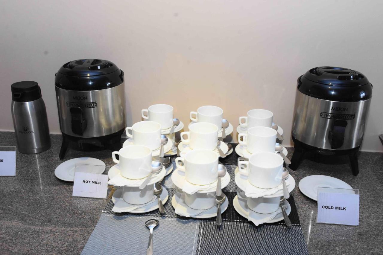 Hotel Sai Krish Grand Chettippattu Buitenkant foto