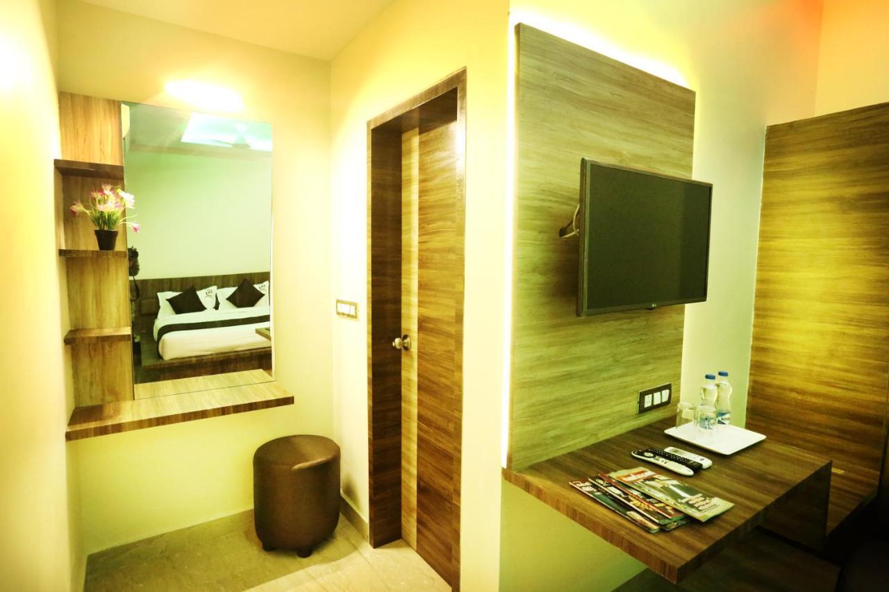 Hotel Sai Krish Grand Chettippattu Buitenkant foto